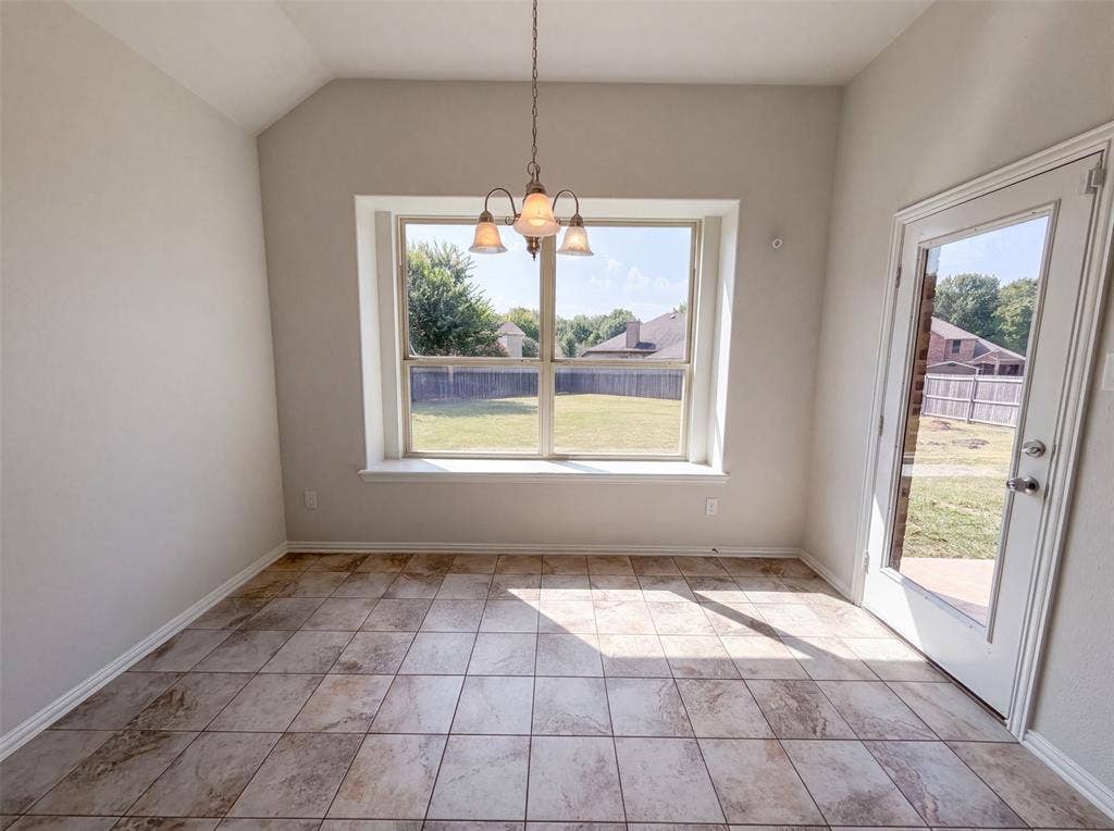 204 Janice Court, Glenn Heights, TX 75154