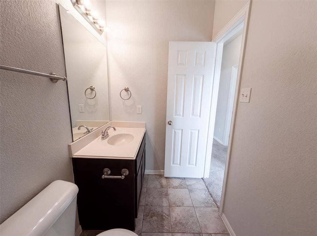 204 Janice Court, Glenn Heights, TX 75154