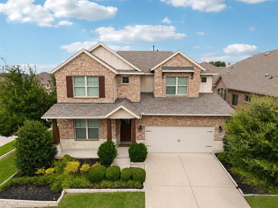 Property photo for 2201 Blue Harbor Way, Garland, TX