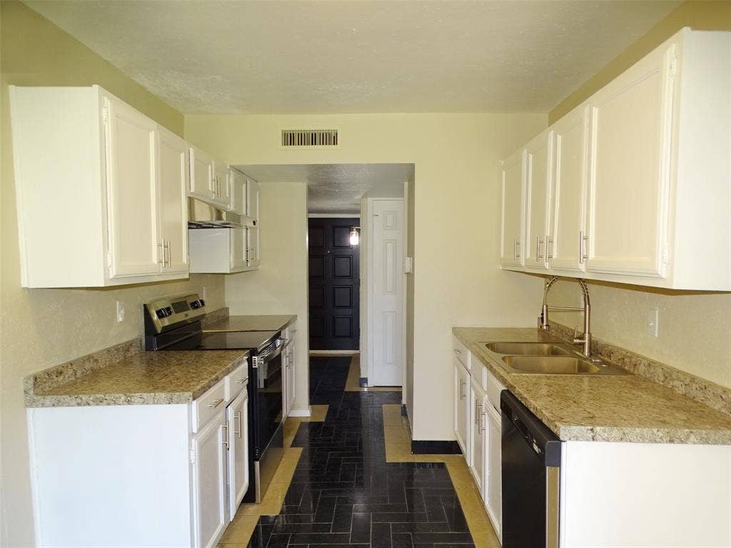 7220 Emory Oak Lane, Dallas, TX 75249 7220 Emory Oak Lane, Dallas, TX 75249
