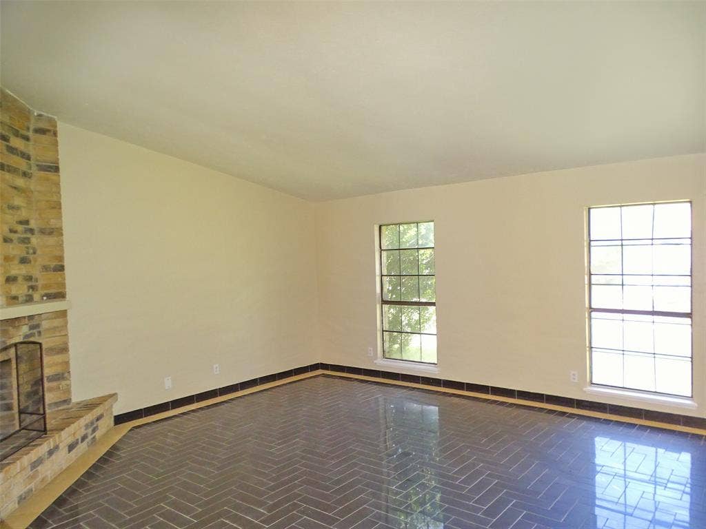 7220 Emory Oak Lane, Dallas, TX 75249 7220 Emory Oak Lane, Dallas, TX 75249
