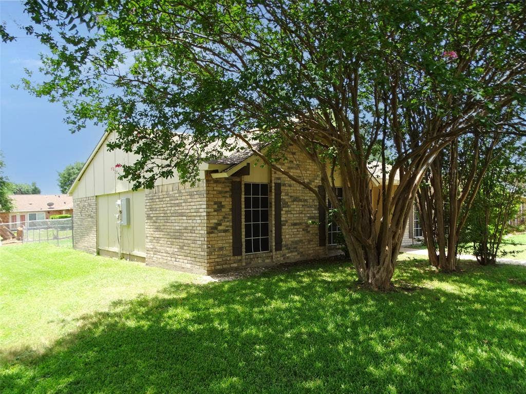 7220 Emory Oak Lane, Dallas, TX 75249 7220 Emory Oak Lane, Dallas, TX 75249