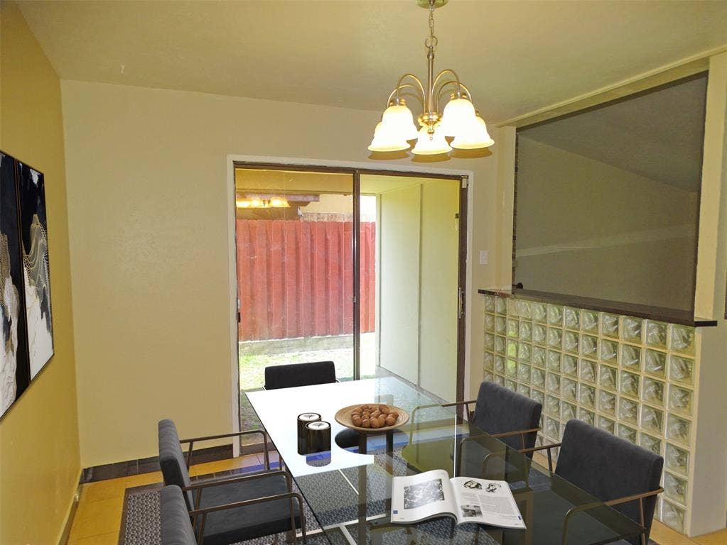 7220 Emory Oak Lane, Dallas, TX 75249 7220 Emory Oak Lane, Dallas, TX 75249