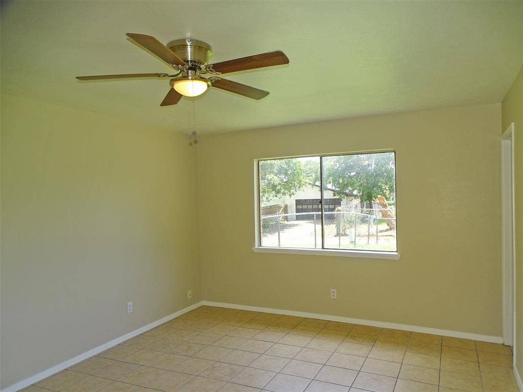 7220 Emory Oak Lane, Dallas, TX 75249 7220 Emory Oak Lane, Dallas, TX 75249