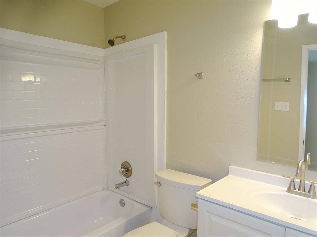 7220 Emory Oak Lane, Dallas, TX 75249 7220 Emory Oak Lane, Dallas, TX 75249