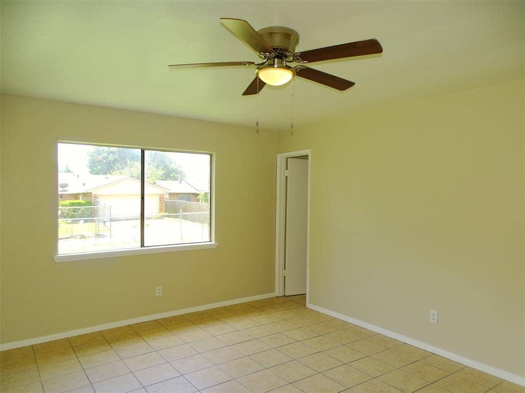 7220 Emory Oak Lane, Dallas, TX 75249 7220 Emory Oak Lane, Dallas, TX 75249