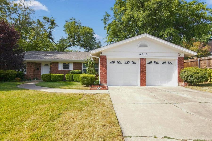 Property photo for 6816 Chickering Road, Fort Worth, TX