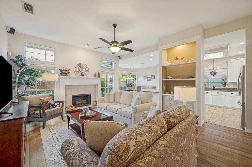 7208 Sonoma Valley Drive, Frisco, TX 75035 7208 Sonoma Valley Drive, Frisco, TX 75035