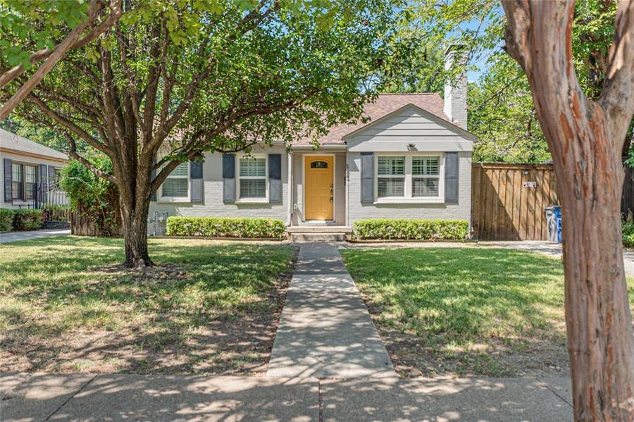 Property photo for 5423 Stoneleigh Avenue, Dallas, TX