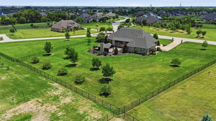 Property photo for 1020 Highland Drive, Lucas, TX