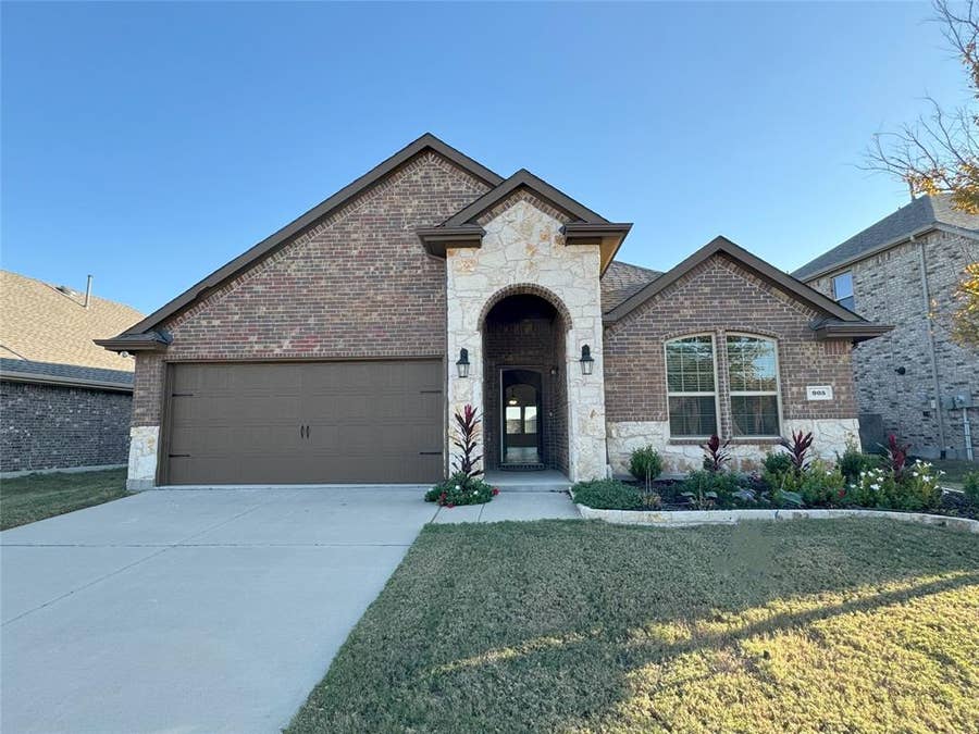 Property photo for 905 Berry Street, Celina, TX