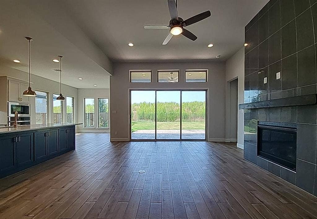 2193 Cloverfern Way, Haslet, TX 76052 2193 Cloverfern Way, Haslet, TX 76052