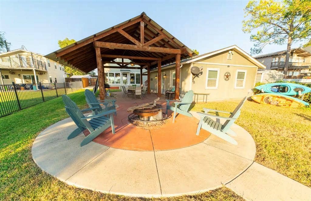 6771 Briar Road, Azle, TX 76020 6771 Briar Road, Azle, TX 76020