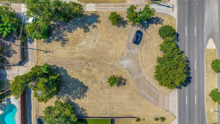 Property photo for 11430 Midway Road, Dallas, TX