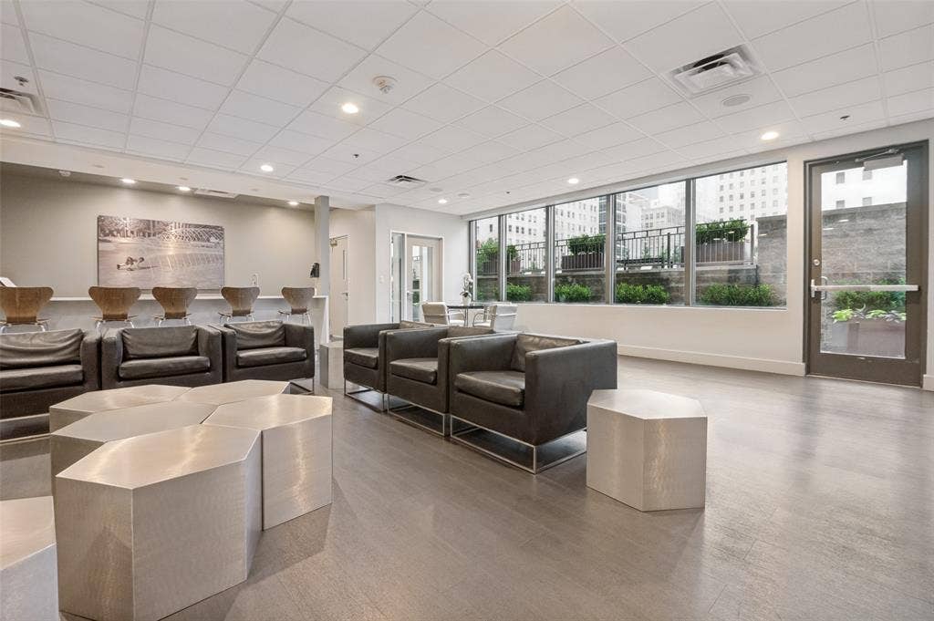 1200 Main Street, #1703, Dallas, TX 75202 Sixth floor community room
