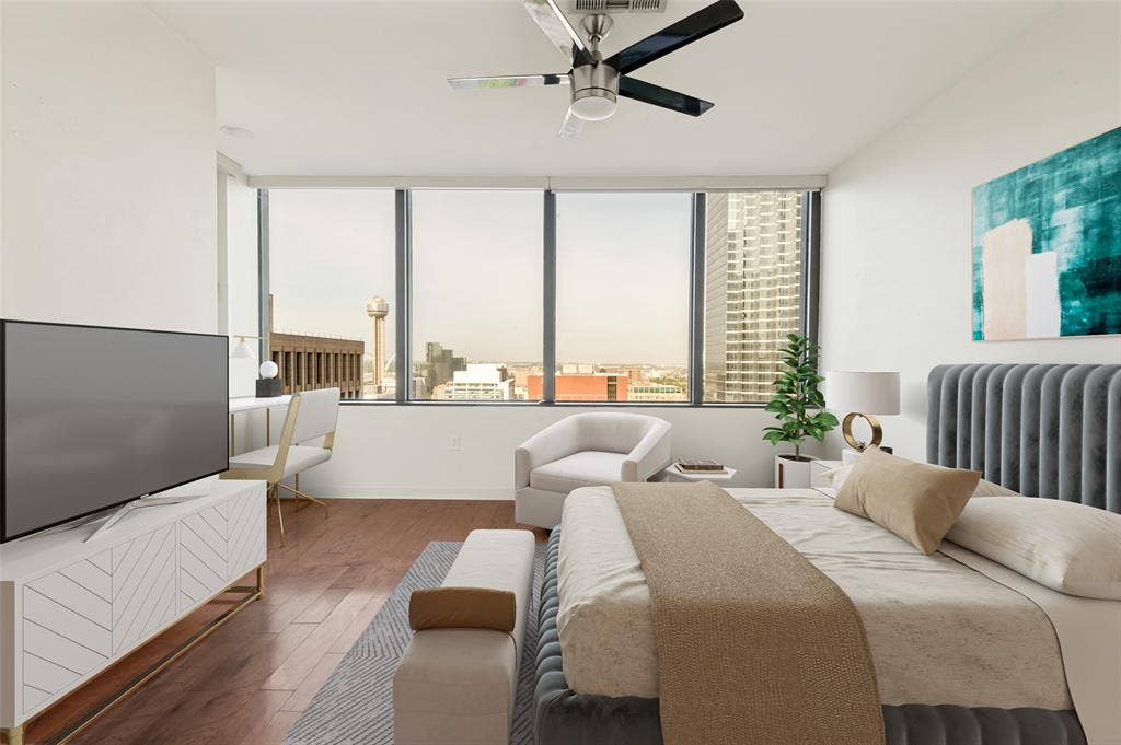 1200 Main Street, #1703, Dallas, TX 75202 Virtually Staged