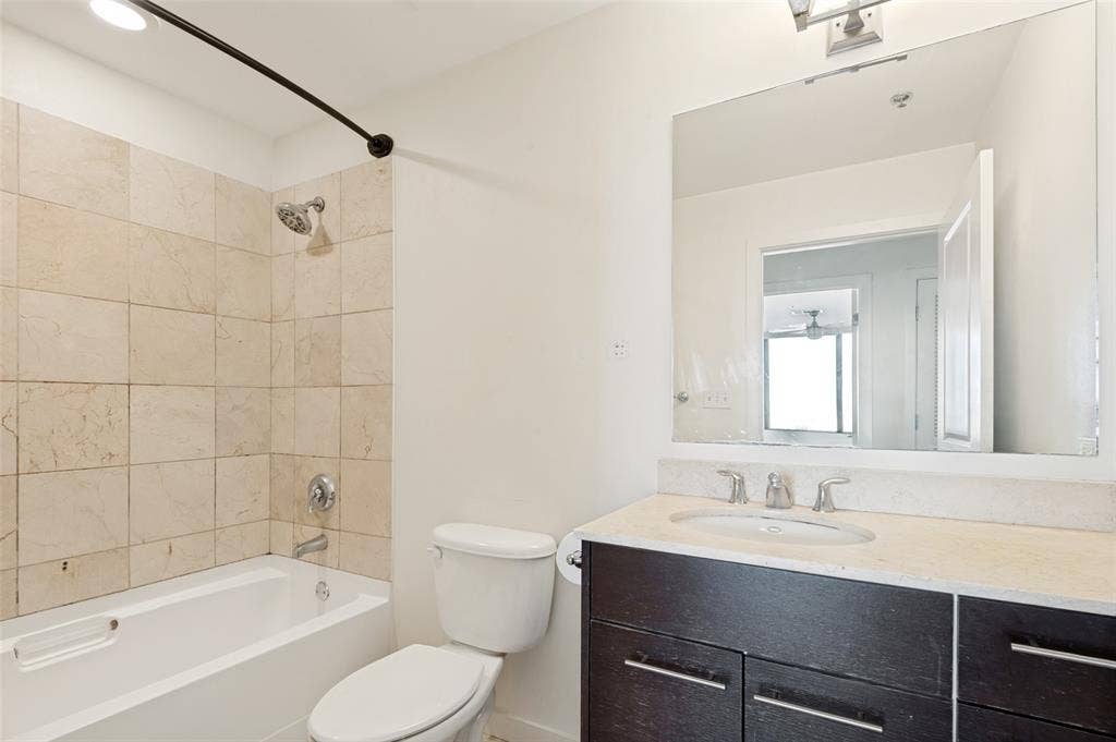 1200 Main Street, #1703, Dallas, TX 75202 1200 Main Street, #1703, Dallas, TX 75202