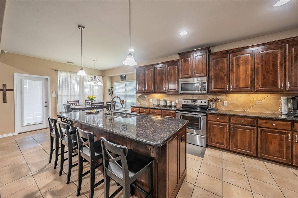 309 Garden Path Lane, Mansfield, TX 76063 309 Garden Path Lane, Mansfield, TX 76063