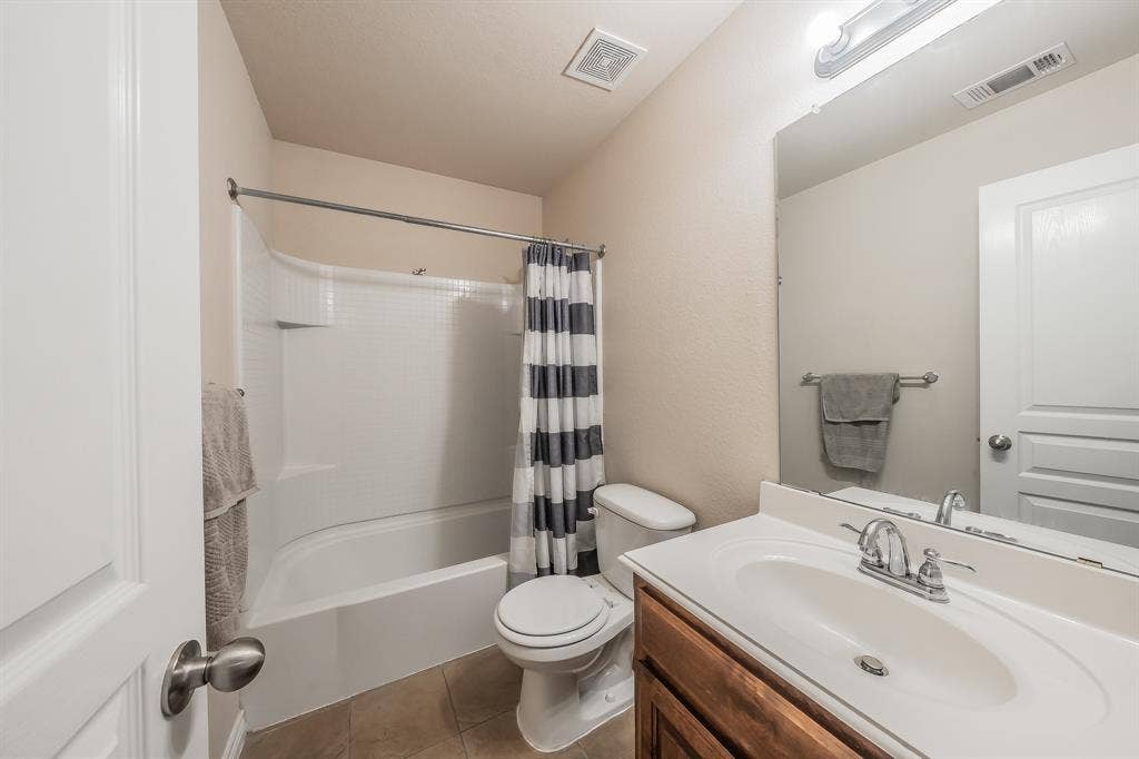 309 Garden Path Lane, Mansfield, TX 76063 309 Garden Path Lane, Mansfield, TX 76063