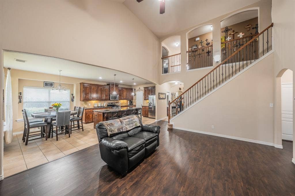 309 Garden Path Lane, Mansfield, TX 76063 309 Garden Path Lane, Mansfield, TX 76063