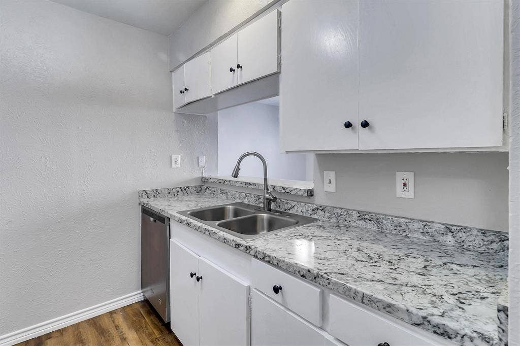 5881 Preston View Boulevard, Dallas, TX 75240 5881 Preston View Boulevard, Dallas, TX 75240