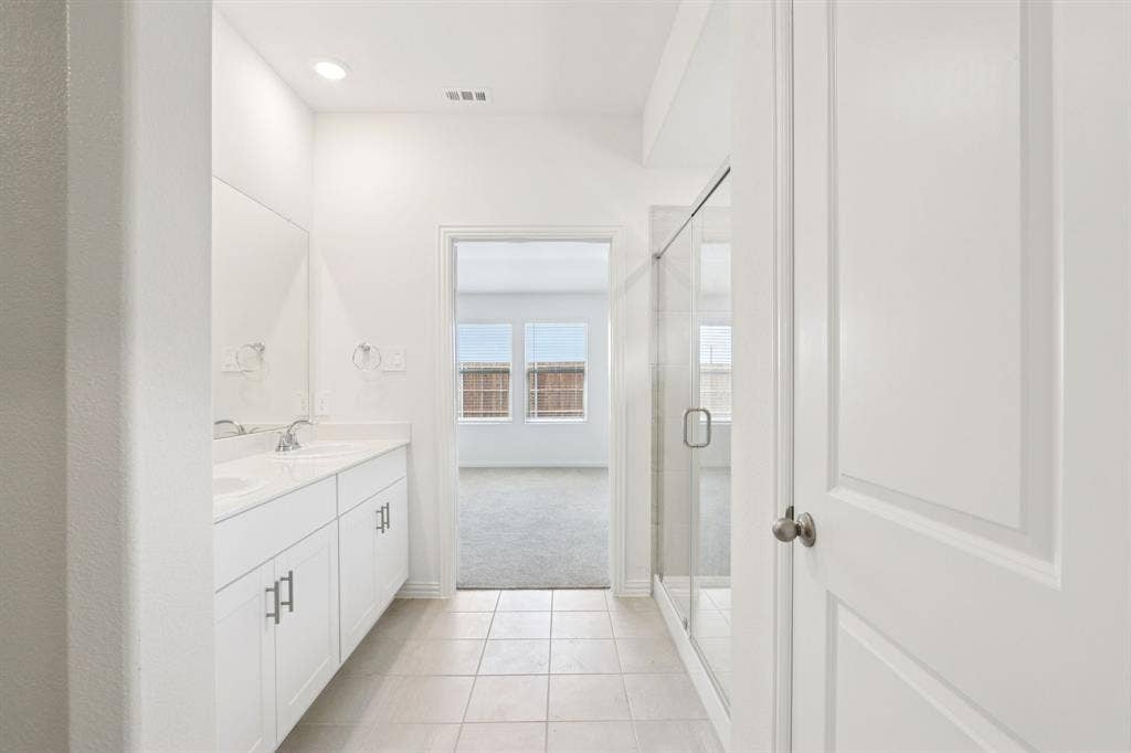 2122 Santa Anita Street, Seagoville, TX 75159 Photo is not of the actual home, but is an inspirational photo of builder’s model home and may depict options, furnishings, and/or decorator features that are not included.