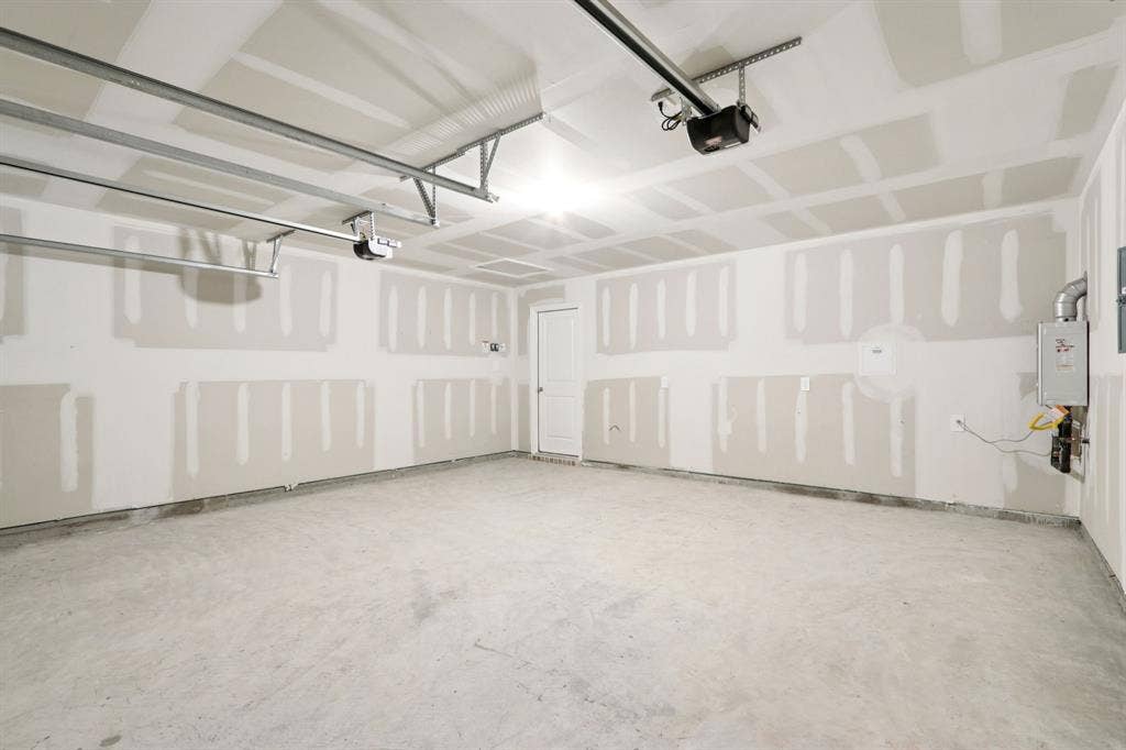 2122 Santa Anita Street, Seagoville, TX 75159 Photo is not of the actual home, but is an inspirational photo of builder’s model home and may depict options, furnishings, and/or decorator features that are not included.