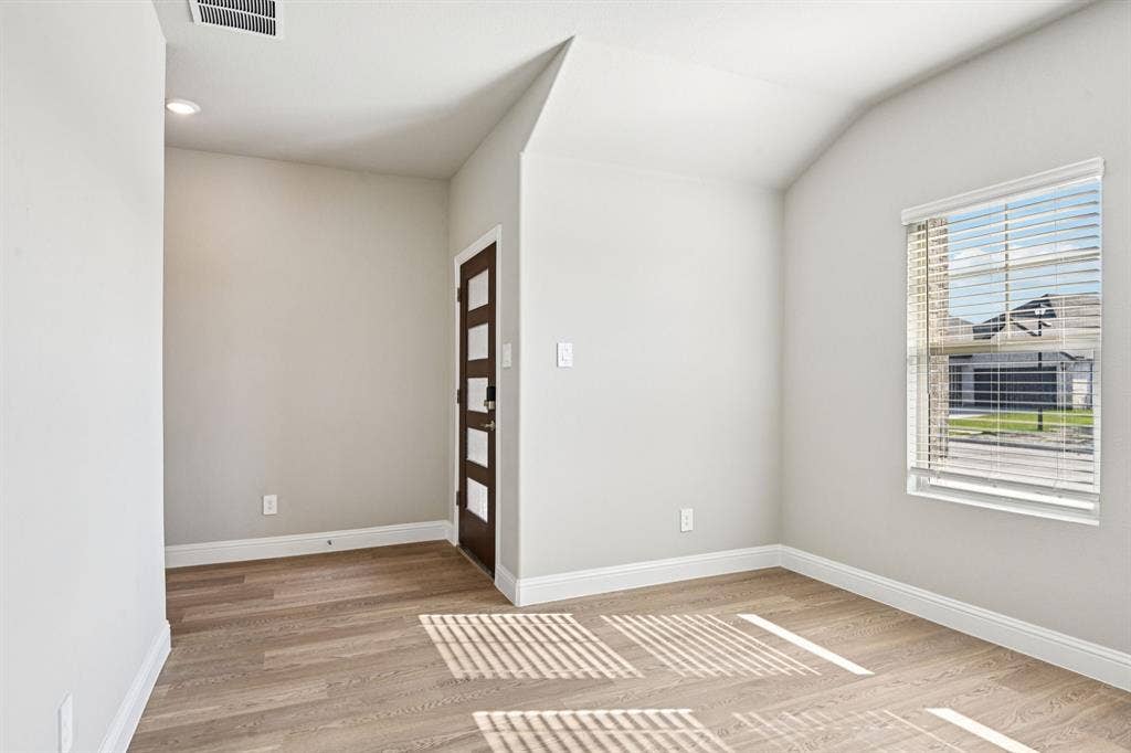 6108 Chickney Drive, Princeton, TX 75071 Photo is not of the actual home, but is an inspirational photo of builder’s model home and may depict options, furnishings, and/or decorator features that are not included.