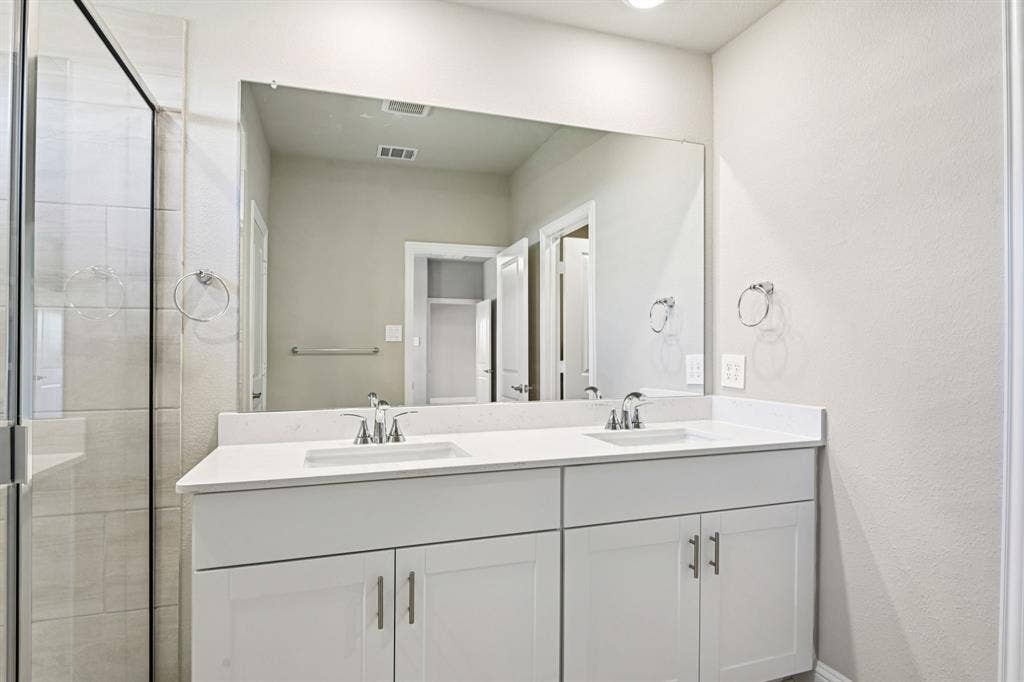 6108 Chickney Drive, Princeton, TX 75071 Photo is not of the actual home, but is an inspirational photo of builder’s model home and may depict options, furnishings, and/or decorator features that are not included.