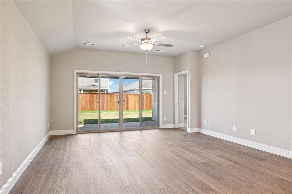 6108 Chickney Drive, Princeton, TX 75071 Photo is not of the actual home, but is an inspirational photo of builder’s model home and may depict options, furnishings, and/or decorator features that are not included.