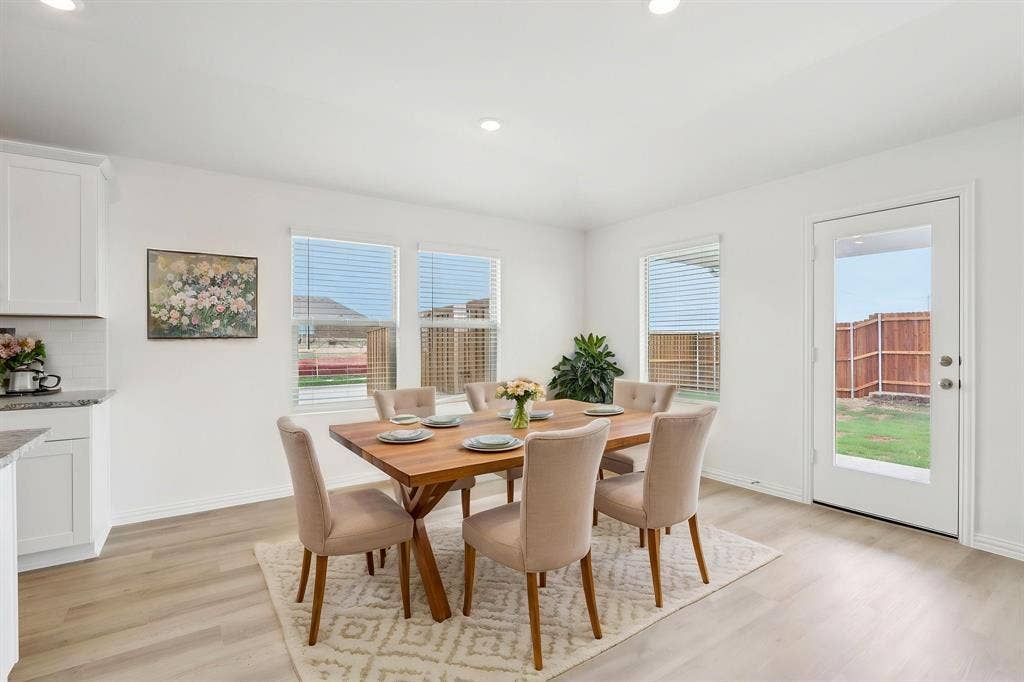 2130 Santa Anita Street, Seagoville, TX 75159 Photo is not of the actual home, but is an inspirational photo of builder’s model home and may depict options, furnishings, and/or decorator features that are not included.