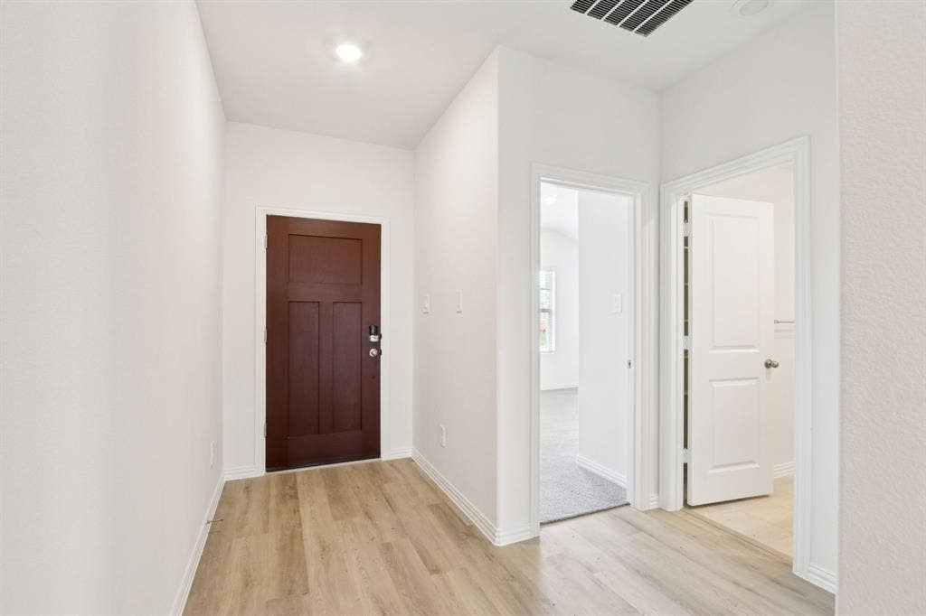 2130 Santa Anita Street, Seagoville, TX 75159 Photo is not of the actual home, but is an inspirational photo of builder’s model home and may depict options, furnishings, and/or decorator features that are not included.