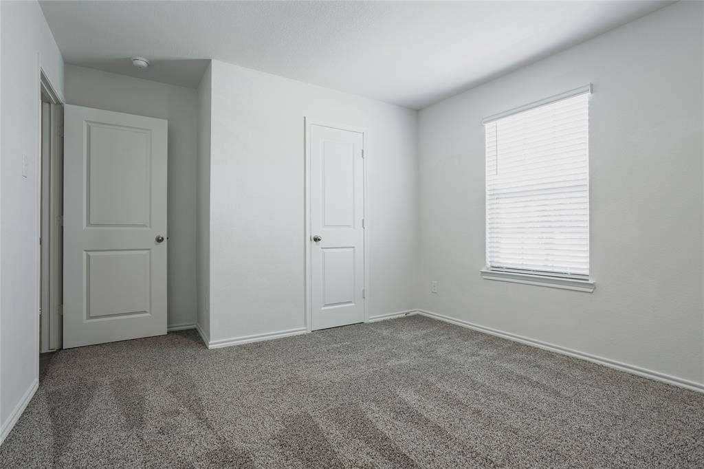 2904 Goodrich Street, Royse City, TX 75189 Neutral color palette with textured gray carpeting