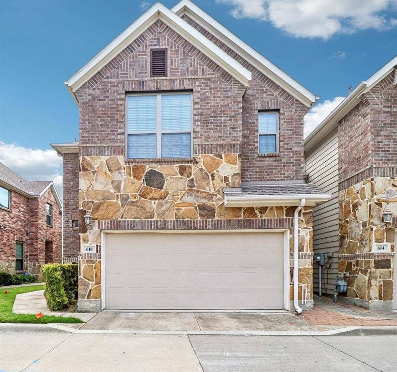 Property photo for 618 Alexandra Avenue, Richardson, TX
