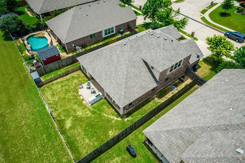 918 Newcastle Drive, Midlothian, TX 76065