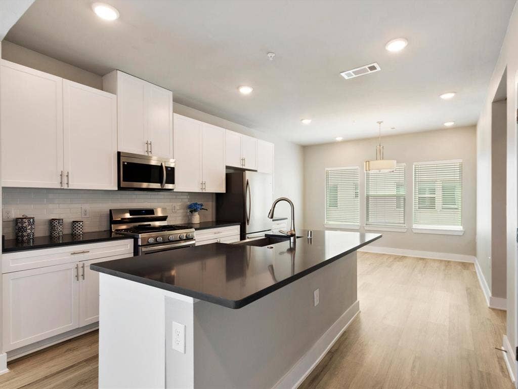 3368 Norris Street, Plano, TX 75074 3368 Norris Street, Plano, TX 75074