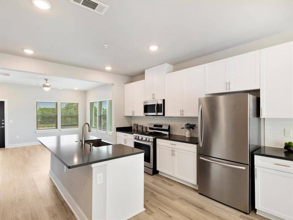 3368 Norris Street, Plano, TX 75074 3368 Norris Street, Plano, TX 75074