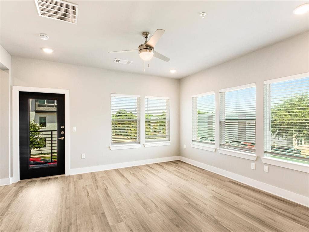 3368 Norris Street, Plano, TX 75074 3368 Norris Street, Plano, TX 75074
