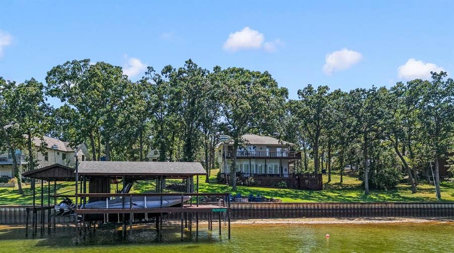 Property photo for 5366 Point LaVista, Malakoff, TX