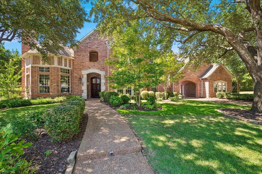 Property photo for 2901 Hidden Creek Lane, McKinney, TX