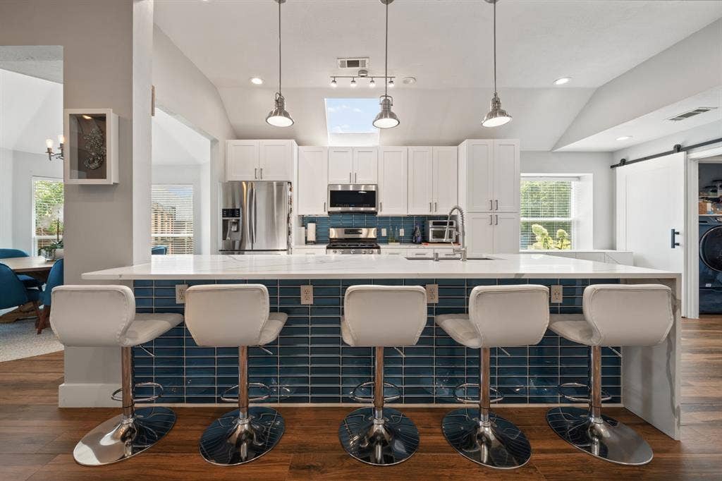 6402 Bluebonnet Drive, Rowlett, TX 75089 6402 Bluebonnet Drive, Rowlett, TX 75089