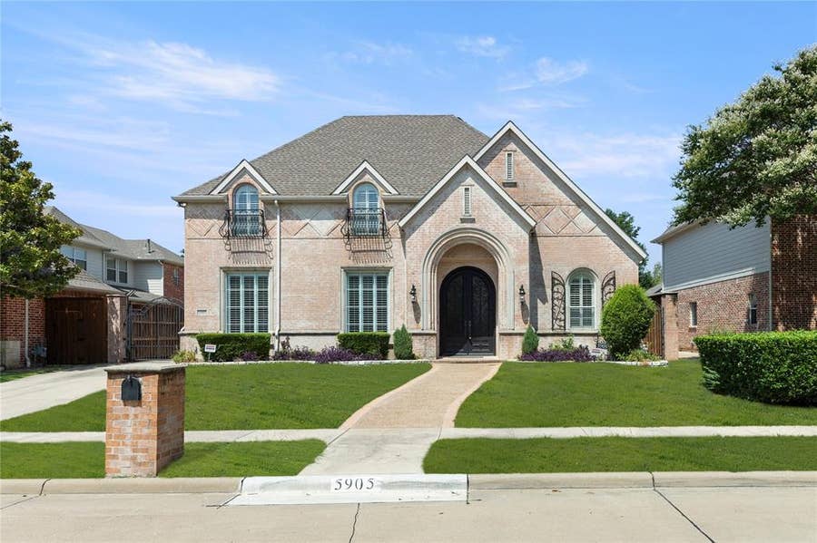 Property photo for 5905 Dorset Drive, Plano, TX