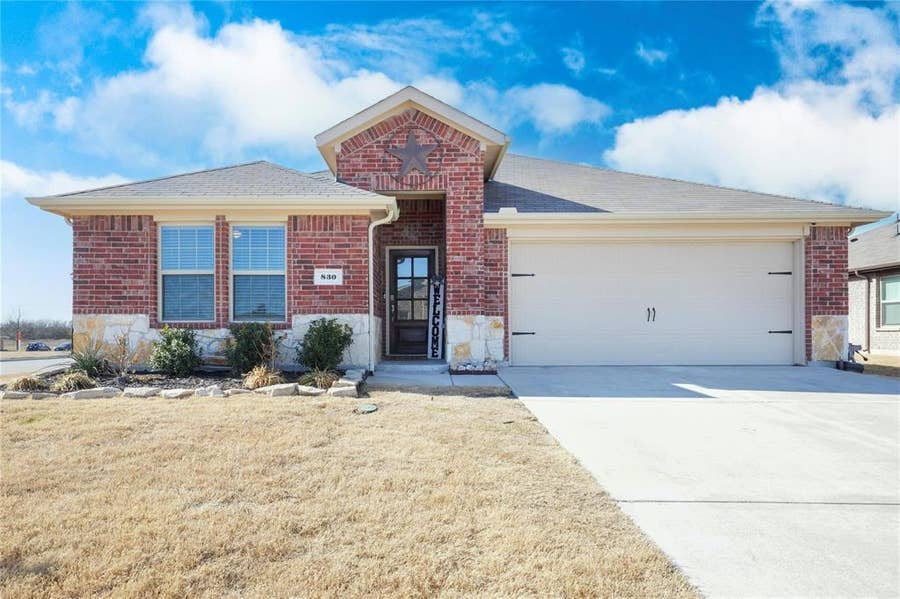 Property photo for 830 Rustic Way, Royse City, TX
