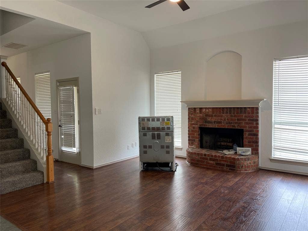 6030 Bentwood Drive, Midlothian, TX 76065 6030 Bentwood Drive, Midlothian, TX 76065
