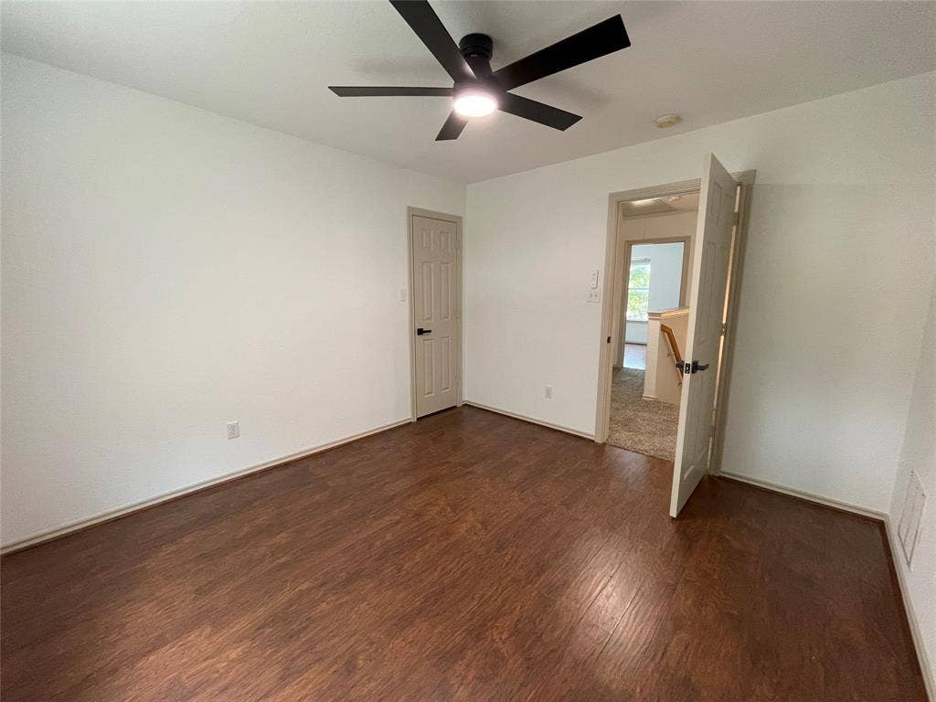 6030 Bentwood Drive, Midlothian, TX 76065 6030 Bentwood Drive, Midlothian, TX 76065