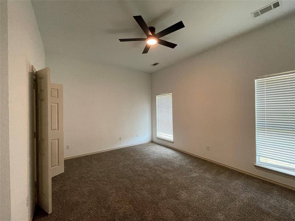 6030 Bentwood Drive, Midlothian, TX 76065 6030 Bentwood Drive, Midlothian, TX 76065