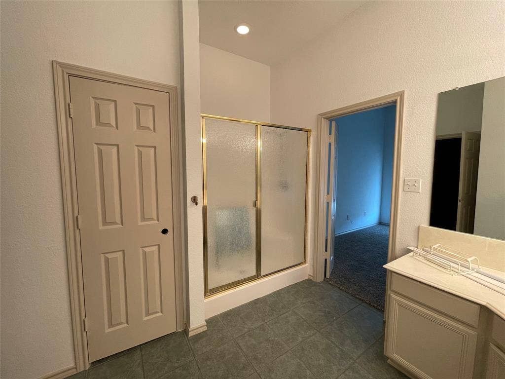 6030 Bentwood Drive, Midlothian, TX 76065 6030 Bentwood Drive, Midlothian, TX 76065