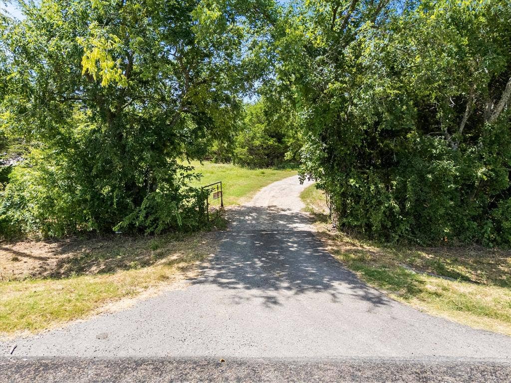 976 Fm 2194, Farmersville, TX 75442 Entrance from FM-2194