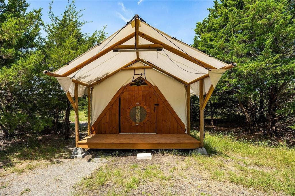 976 Fm 2194, Farmersville, TX 75442 The Bluebonnet - Glamping tent with covered porch.