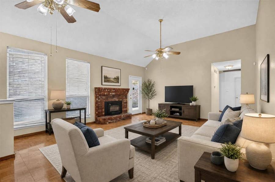 Property photo for 2422 Weatherby Drive, Mesquite, TX